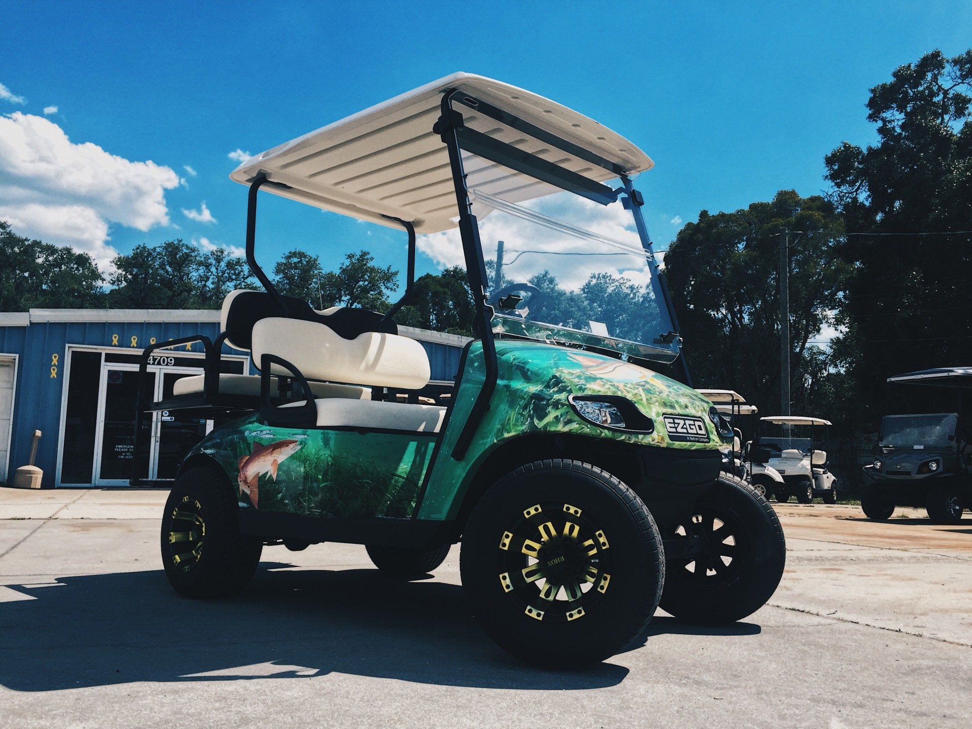 Outdoor Vehicle Storage in Sun City Center Keeps Golf Courses Organized