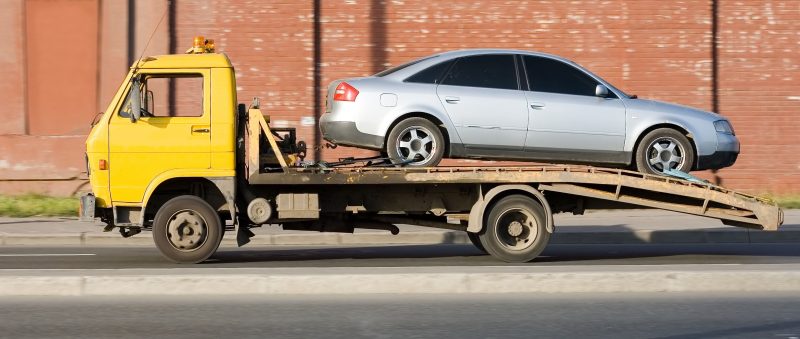 Swift And Dependable Emergency Towing Services in Waterloo: Your Roadside Lifeline