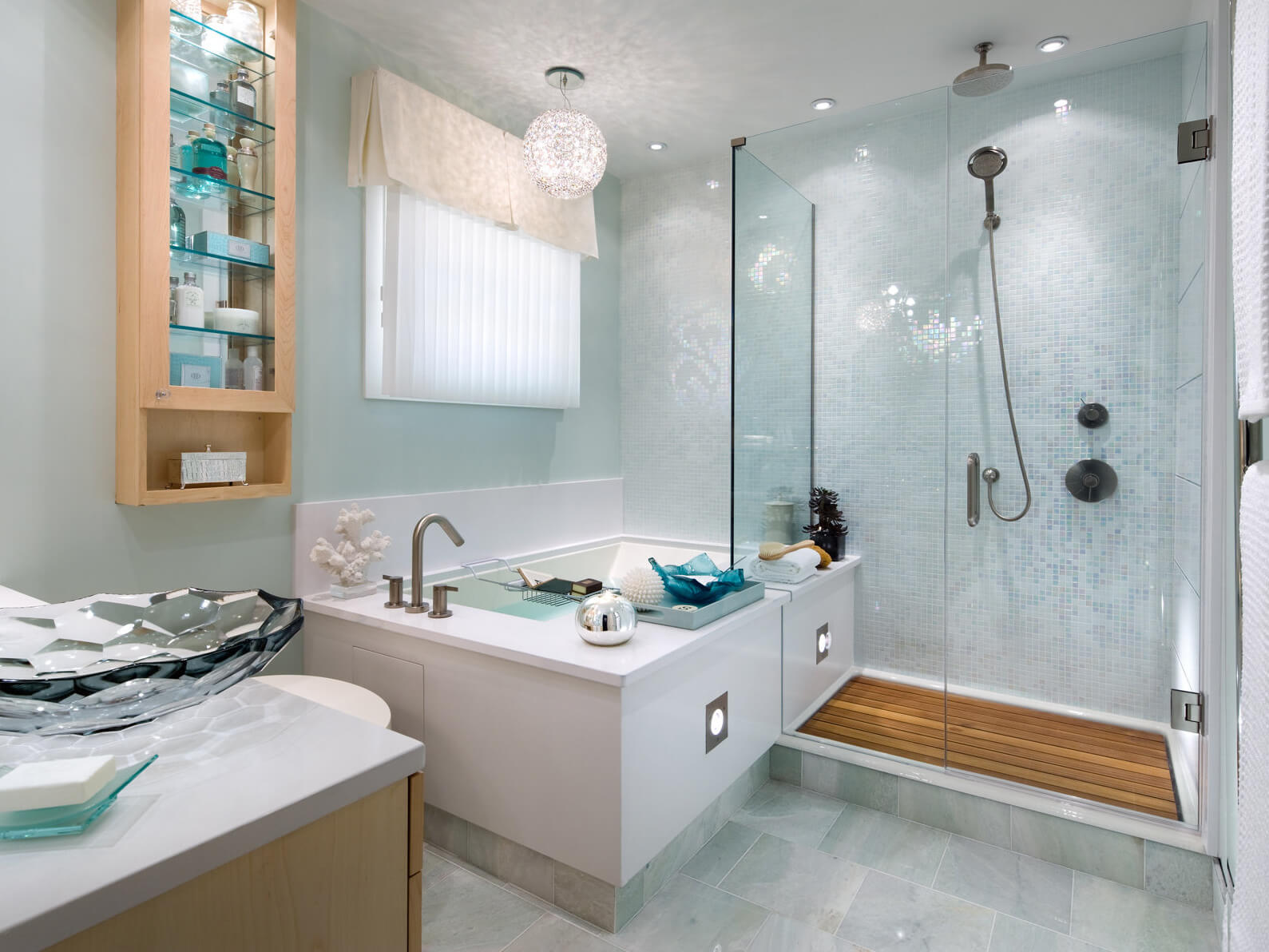 Chic Spaces: 3 Advantages of Bathroom Remodeling Contractors in Miami